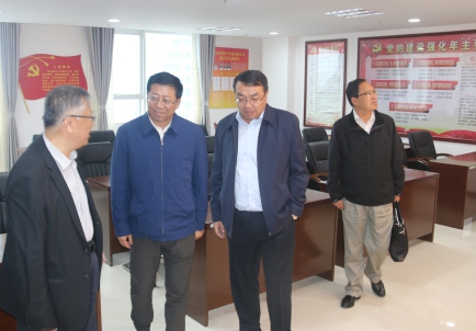 青海省副省長、省國資委黨委書記、主任王黎明，蒞臨省物產(chǎn)集團調(diào)研指導(dǎo)工作